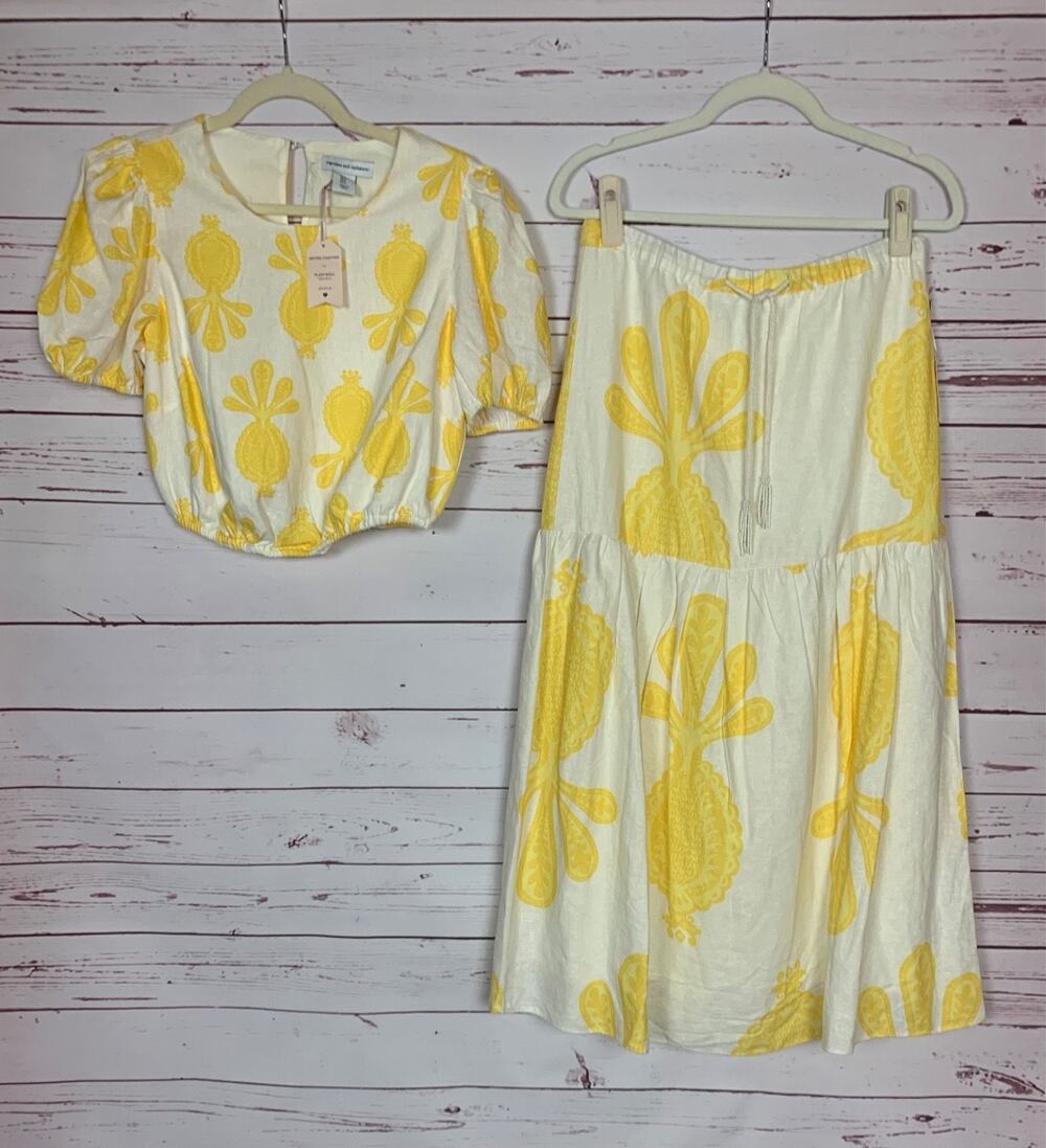 Cupcakes and Cashmere Women's S Yellow Pineapple Linen Blend Top Skirt Set NEW